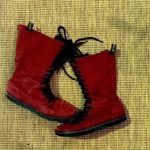 Dr Martens burgundy matte women casual boots